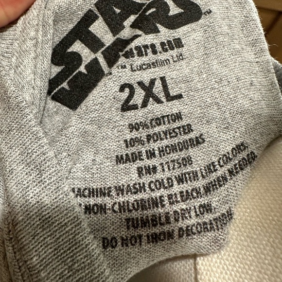 Star Wars Gray Mandalorian Graphic Unisex T-Shirt size XXL - Picture 4 of 4